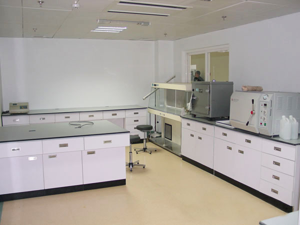 Dust-free and clean laboratory